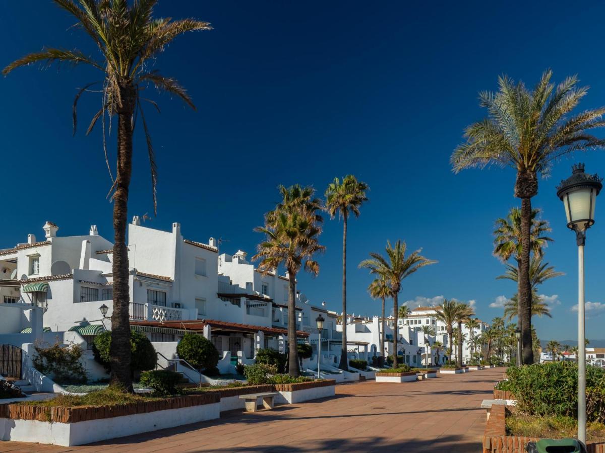 Via Celere 2330 Sea View Apartment Casares Dış mekan fotoğraf
